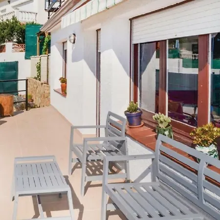 Apartment Lara -costa Brava Vacances Low Floor Lloret de Mar